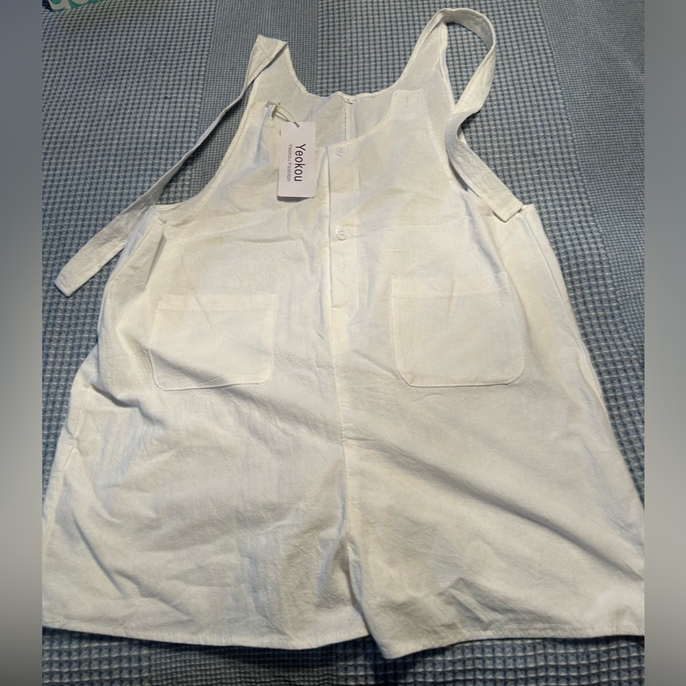 NWT Yeokou Button Down Shorts Jumper Size L
